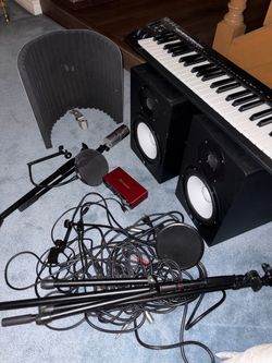 Recording Studio Equipment Bundle