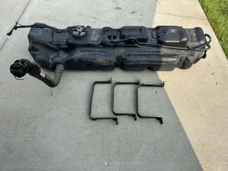 Fuel Tank with pump and straps for MB Sprinter 2007-2018