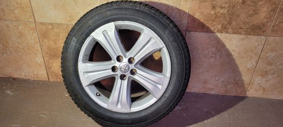 Toyota Highlander 2008-2013 19" Factory OEM Wheel Rim w/ Michelin CrossClimate2