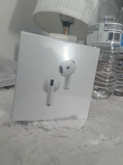 Apple AirPods 4