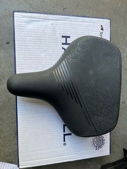 New bicycle saddle