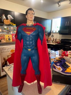 31-inch Superman action figure Henry Cavill ( as is -read description )