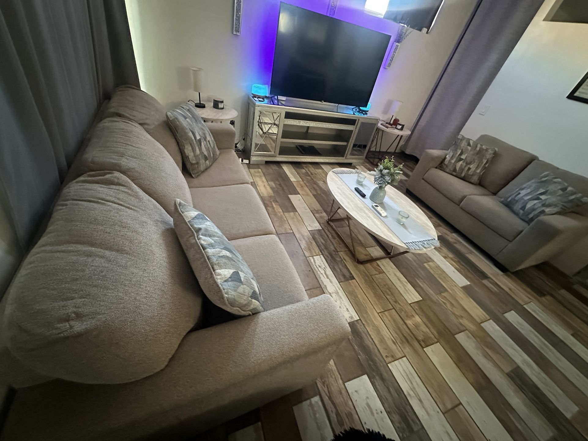 Couch Set & Coffee Table/End Table Set