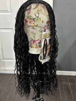 π₯ NEW Motown Tress 32β Boho Box Braid Wig | HD Whole Hand-Tied Lace |