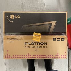 LG monitor 