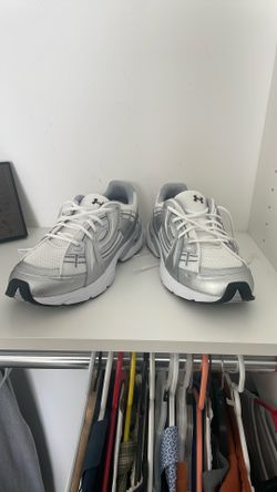 Brand New Retail $120! Under Armour Men’s SOLA Running / Cross Trainer Shoes 