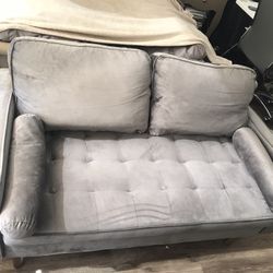 Gabrielo 58 ’’ Square Arm loveseat