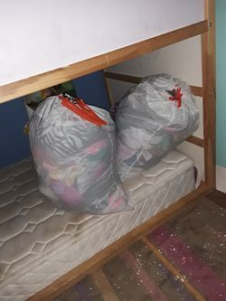 Boy clothes size 2t to 4t