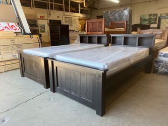 2 Twin Beds and 2 Foam Mattresses