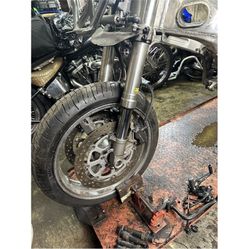2000 to 2003 GSXR 600 rolling chassis no motor clean paperwork