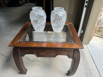 MOVING Sale ! - Asian Chow Leg End Table / 2 Handmade Frosted Glass Vases 