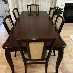 Dining Table With 6 Chairs 
