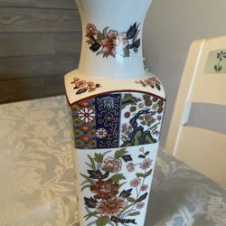 Vase Porcelain