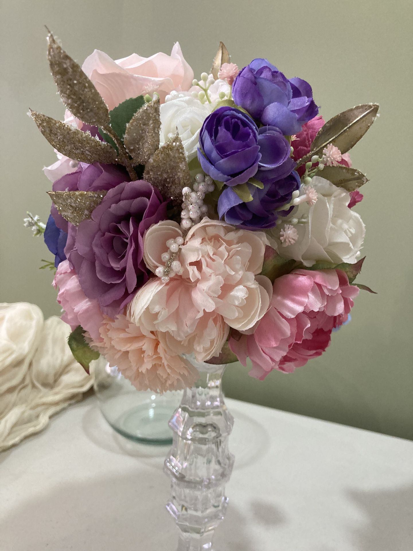 8 Floral Table Centerpiece