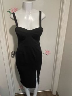 New women’s dress size medium