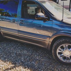 2004 Pontiac Montana