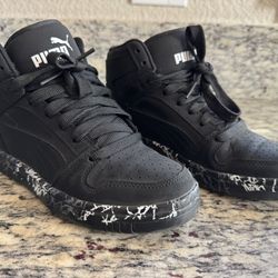 Boy’s Puma’s