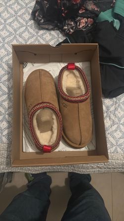 UGG size 5 women