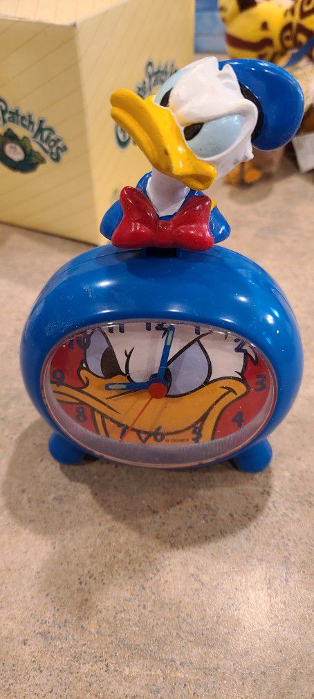 Donald Duck Clock 
