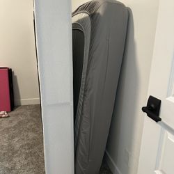 Box Spring 