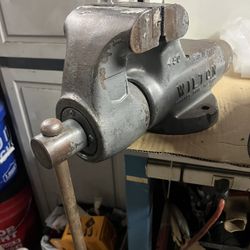 WILTON VISE 