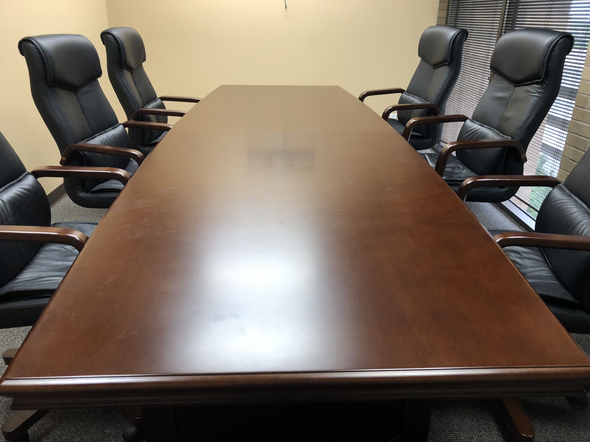 Office furniture, desk, conference table & chairs