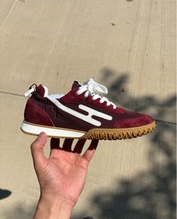 Woman’s Hermés Shoes