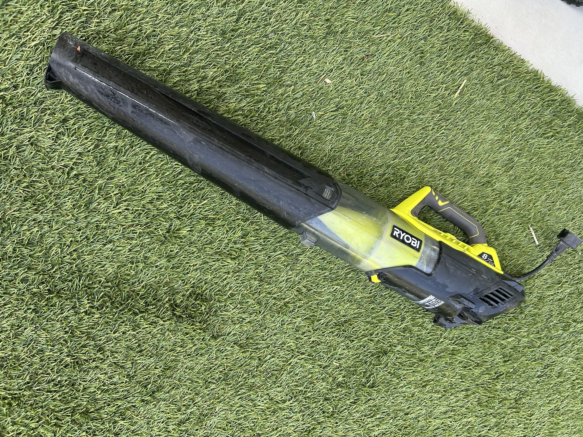 Leaf Blower
