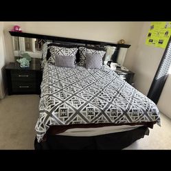 Five Furnitures Set Bed/Drawer Dresser Mirror/Drawers Ashley Wood/Glass Black