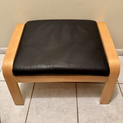 IKEA POÄNG Black Leather Ottoman (Model 800.523.73) – Great Condition