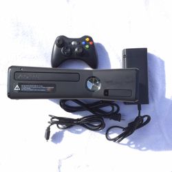 Xbox 360 S Complete Bundle – Adult Owned – No Drift – HDMI