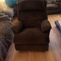 Brown, Super Comfortable Recliner