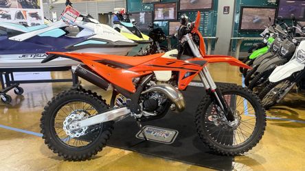 2025 150 XC W