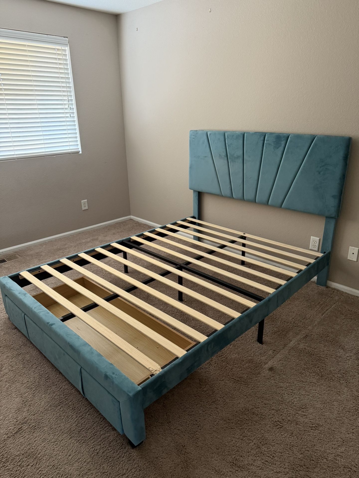 Queen Upholstered Platform Bed Frame with Storage