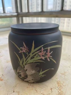 Clay Tea Jars (2 Jars)