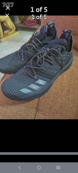 James HARDEN BASKETBALL SHOES  EXCELLENT  CONDITION! SIZE-11.5 WIDE! Lot's More Shoes In Our Page!