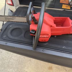 Milwaukee Chainsaw