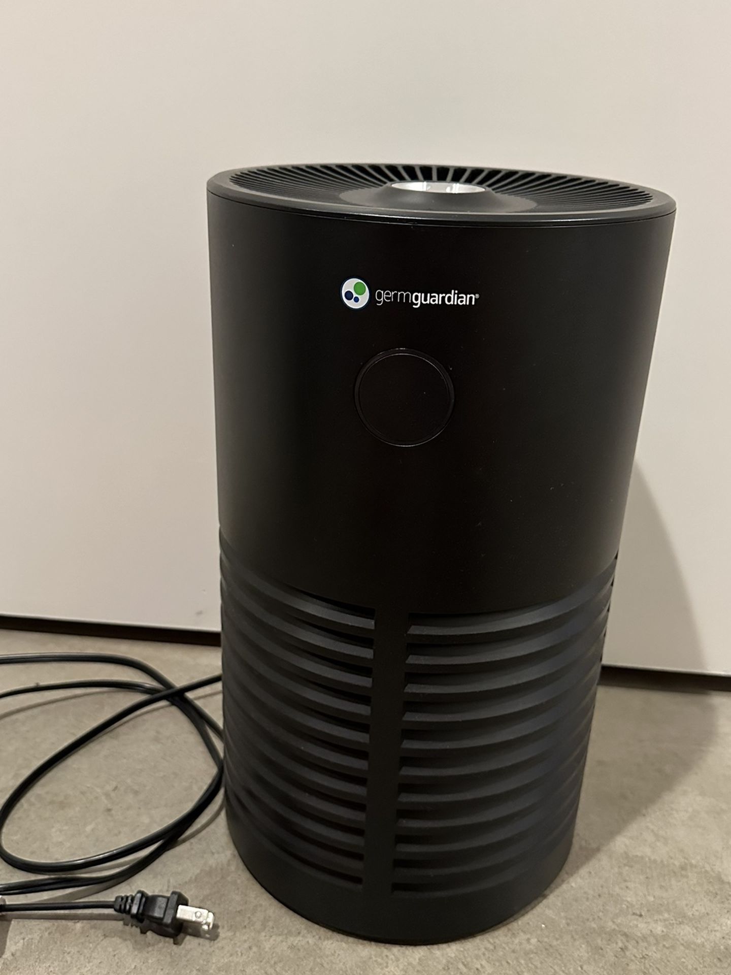 Air Purifier GermGuardian 360 Degre with True HEPA Filter and UV Light Sanitizer