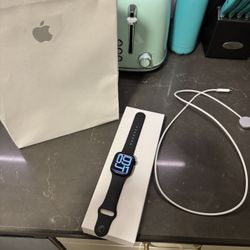 Apple Watch 42mm Series 10 Like New Condition 100% Battery Health 