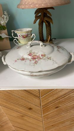 Vintage Porcelain Covered Serving Tureen