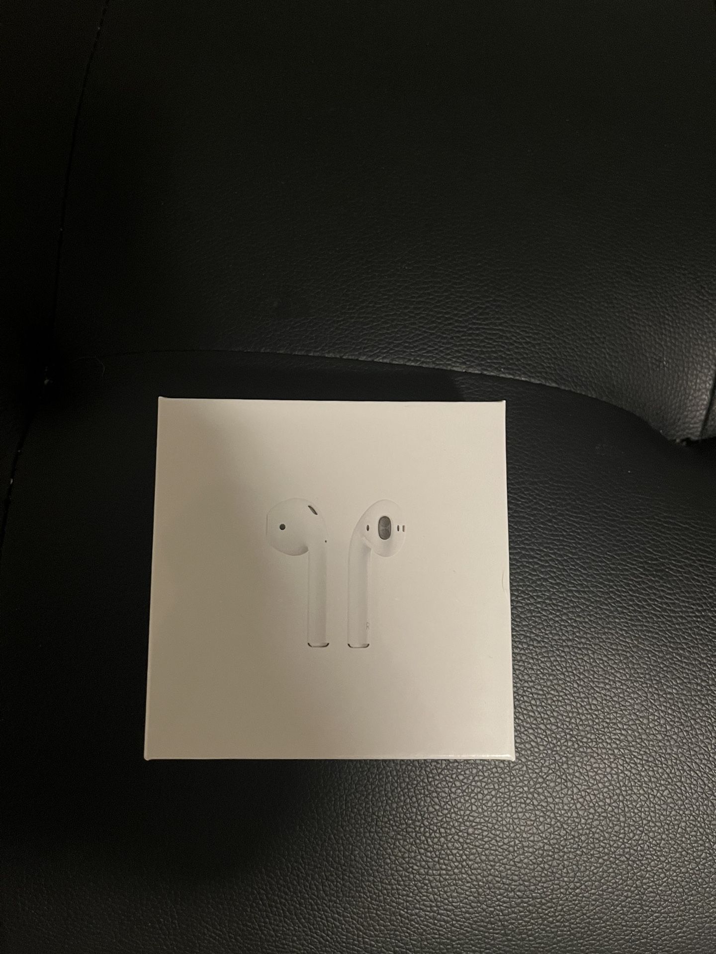 Apple AirPods 2nd Generation
