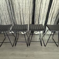 Set of 4 grey bar stools