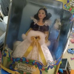 Snow White Mattel Barbie Doll