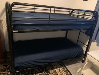 Black Metal Twin Bunk Bed Frame & 1 mattress