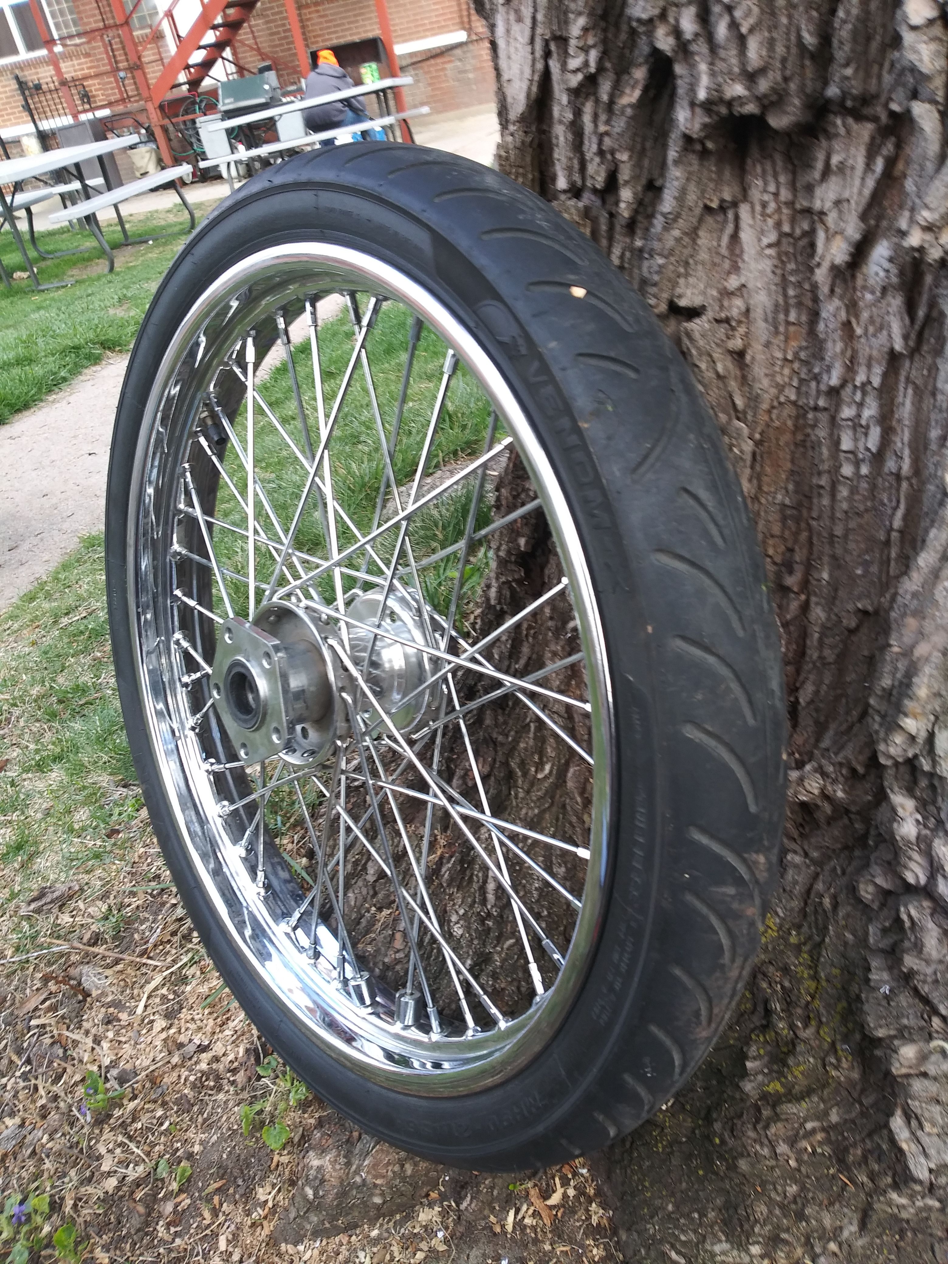 Harley Davidson 21 inch front wheel