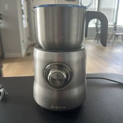 Bevelle Milk Frother