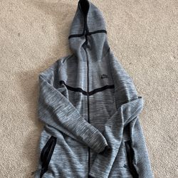Nike Flynit Tech Fleece 