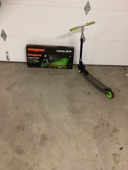 Mongoose Force 3.0 Folding Scooter