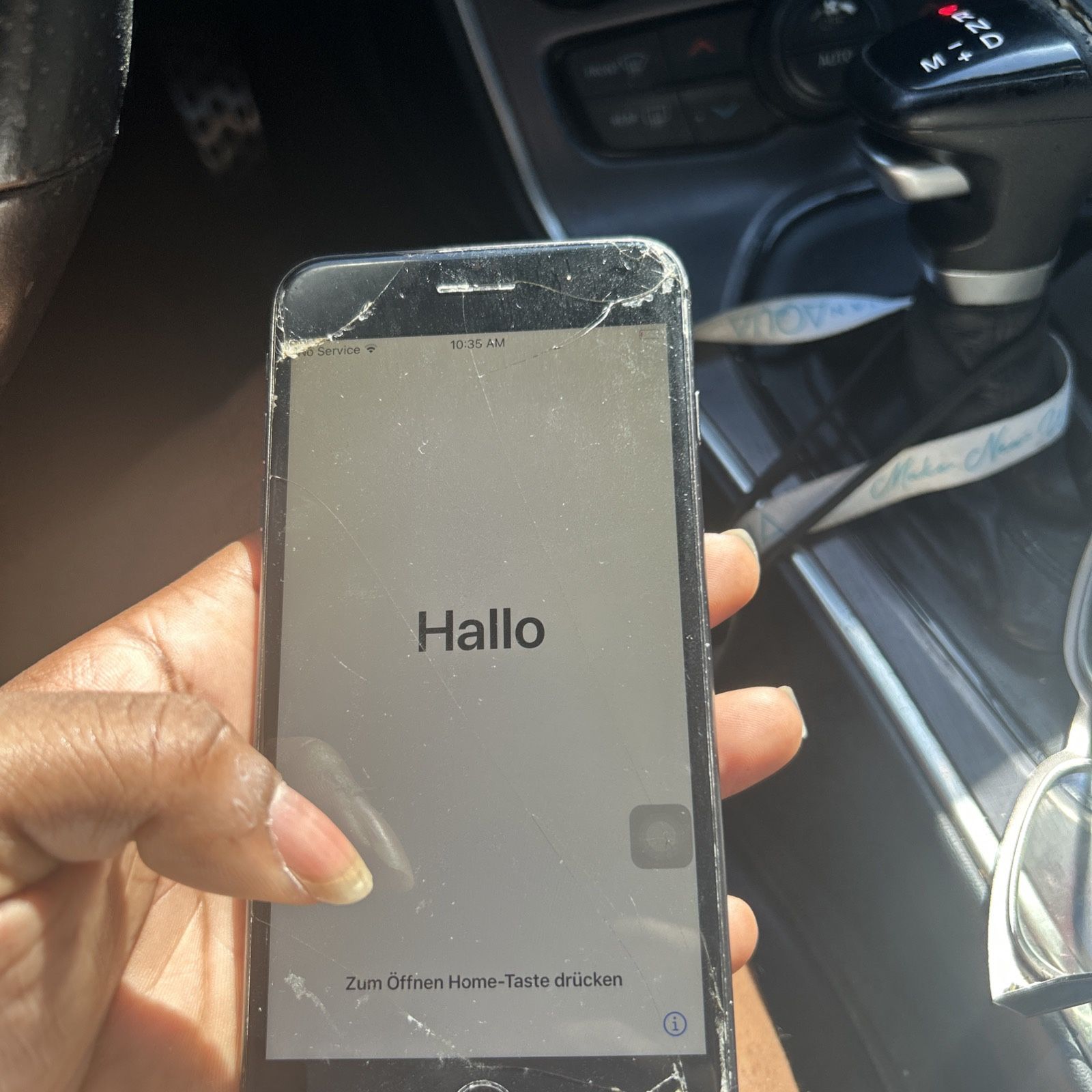 Locked iPhone 8 , 128Gb