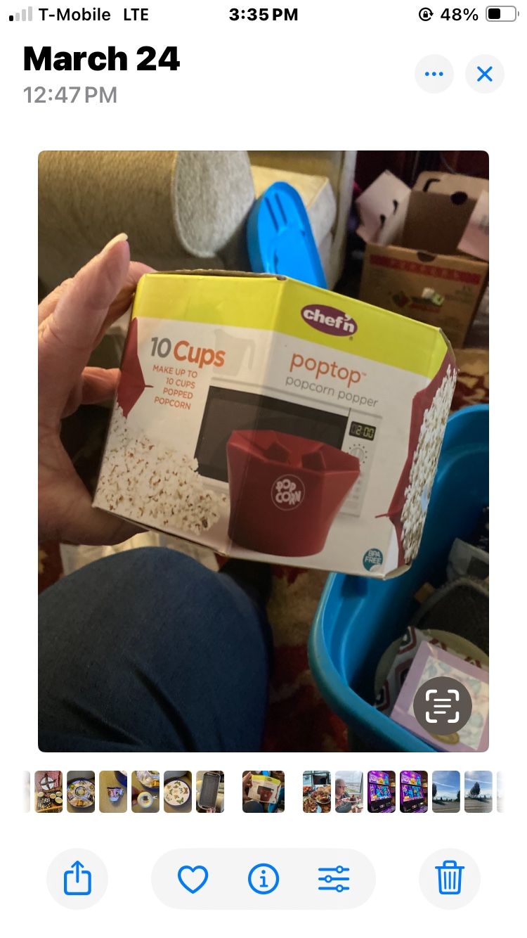 Chef'n PopTop Microwave Popcorn Popper (Cherry)